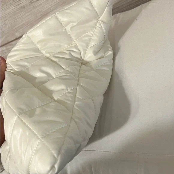 Kate Spade Quilted Cream/Ivory Accessory Bag - Picture 10 of 15